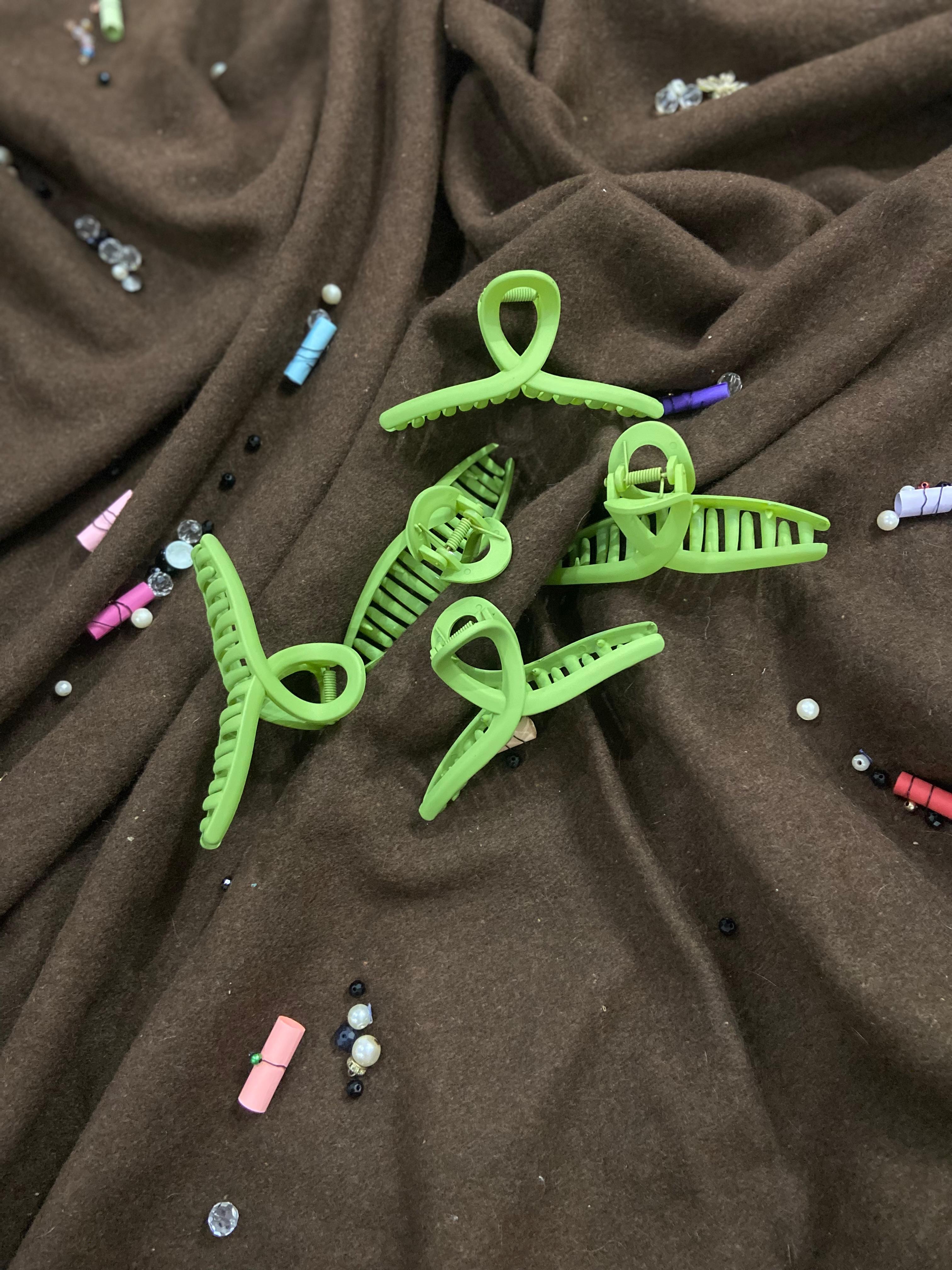 Matte Loop Hair Claw Clips – Pink & Green Stylish Strong Grip Hair Accessories