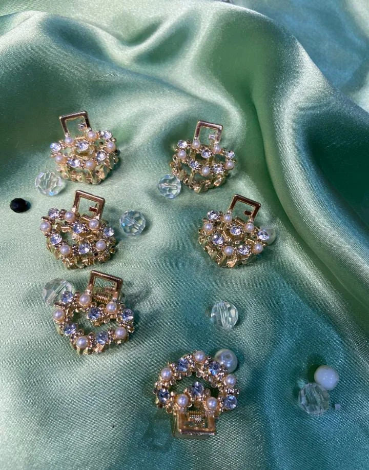 Luxury Pearl & Crystal Embellished Golden Hair Claw Clips – Elegant Hair Accessories for Women