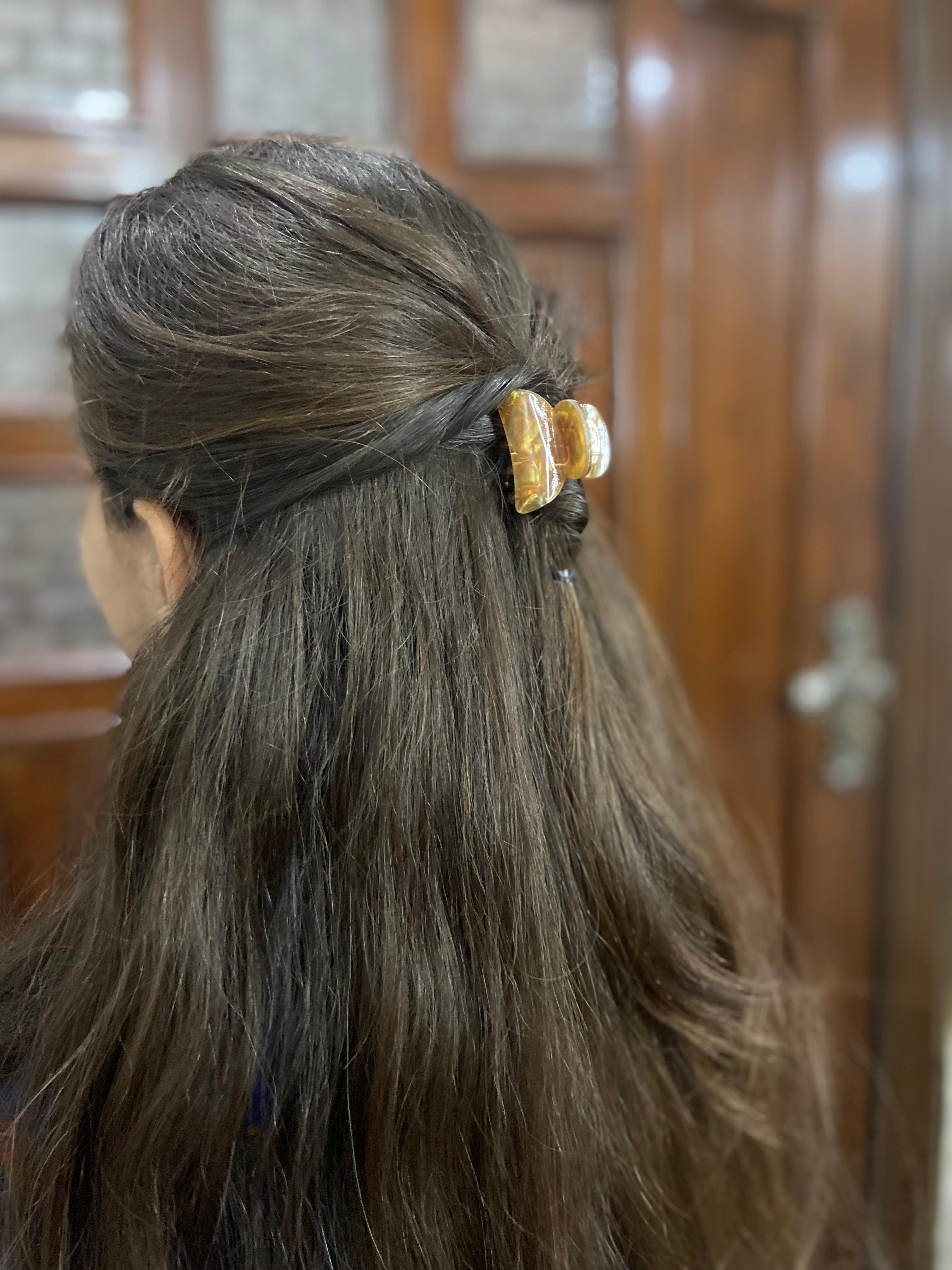 Mini Marble & Acrylic Hair Claw Clips – Stylish Small Hair Accessories for Women & Girls