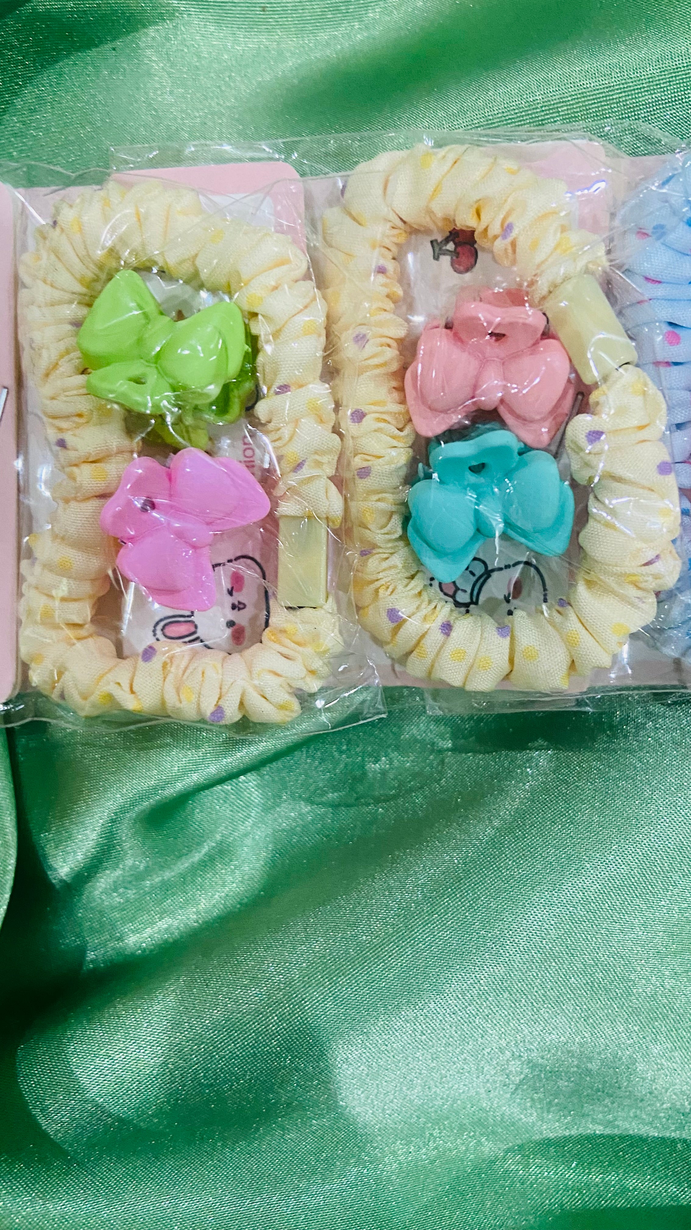 Cute Fabric Scrunchie & Butterfly Hair Clip Set – Multi-Color Hair Accessories for Girls