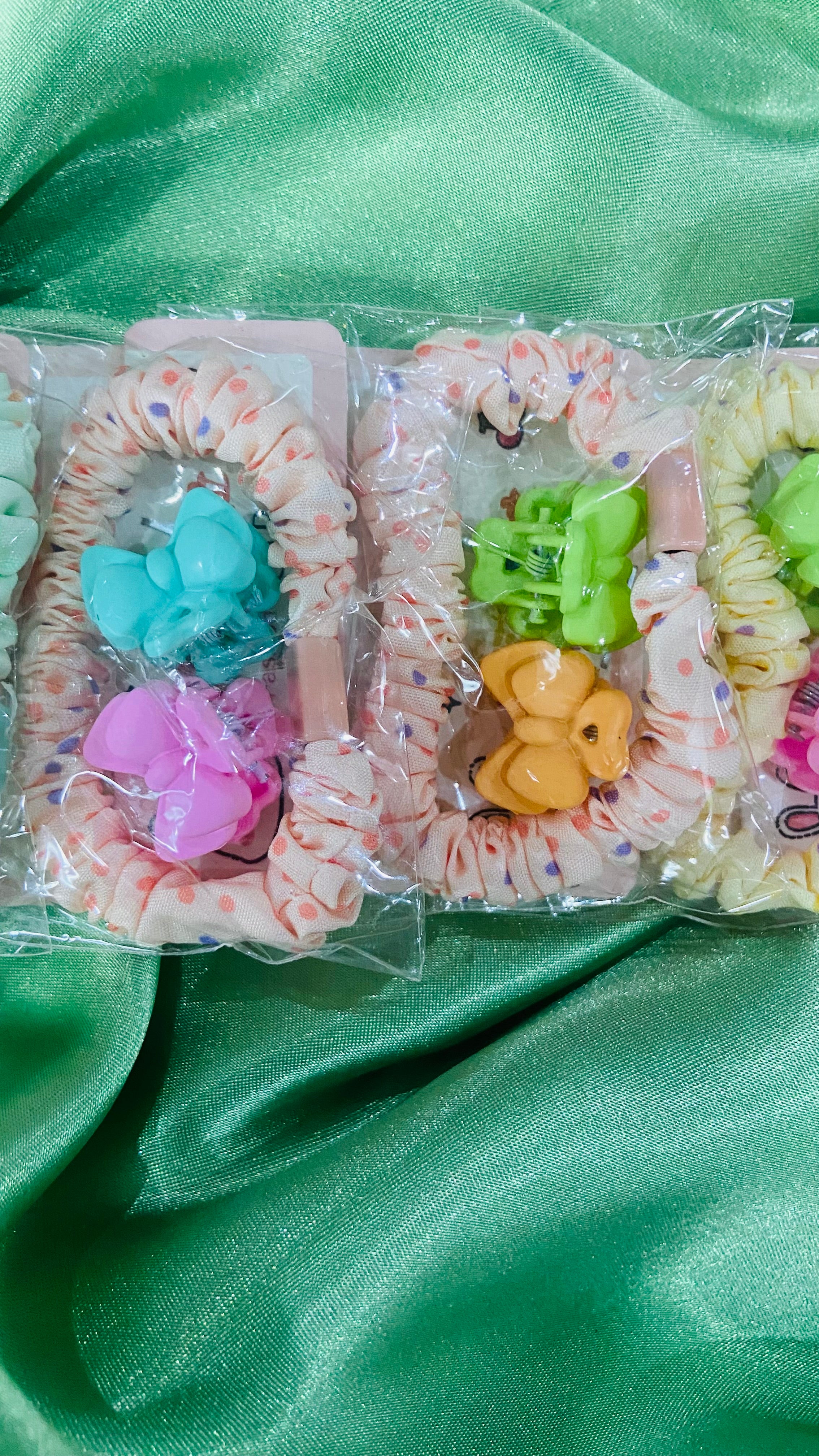 Cute Fabric Scrunchie & Butterfly Hair Clip Set – Multi-Color Hair Accessories for Girls