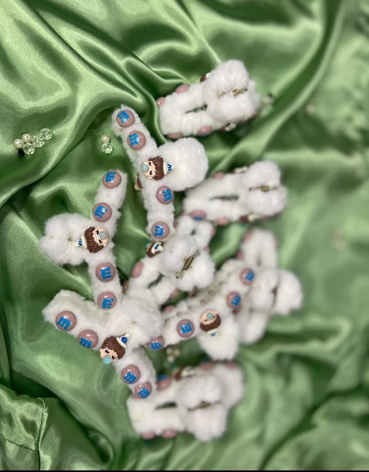 Luxury Fur Pearl Hairpins – Elegant Winter Hair Clips for Women & Girls