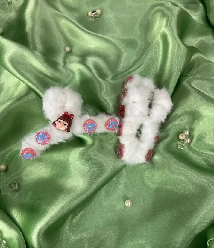 Luxury Fur Pearl Hairpins – Elegant Winter Hair Clips for Women & Girls