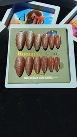 Glitter Press-On Nails | cat eye nails